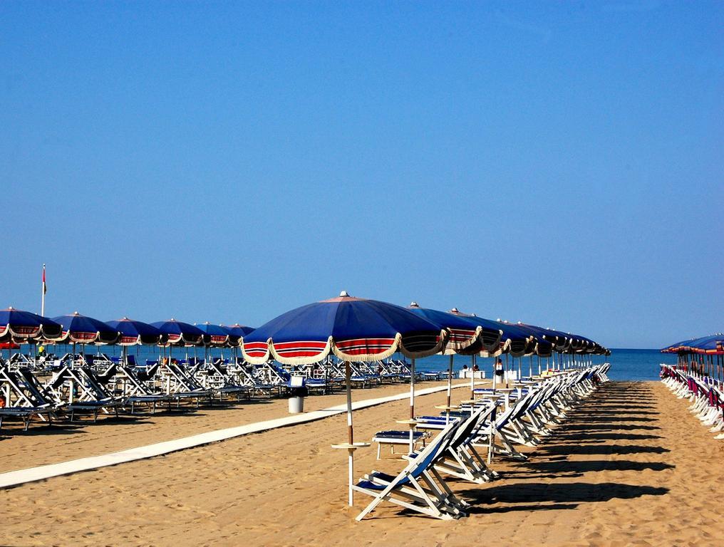 Hotel Dei Tigli Lido di Camaiore Ngoại thất bức ảnh